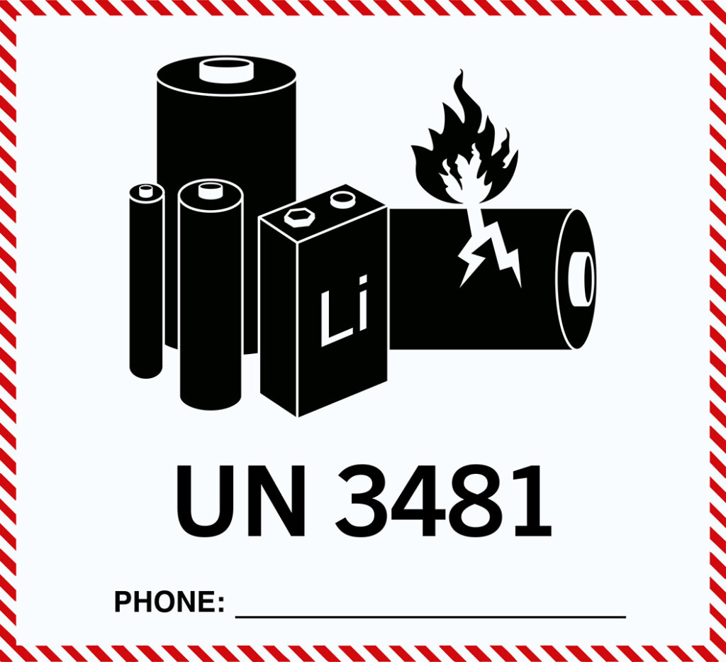 Baterii negre cu simbolul flăcării și fulgerul lângă textul „UN 3481” pe fond alb